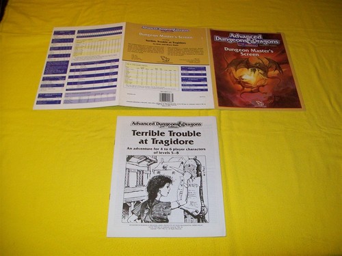 Dungeon master screen - master's,